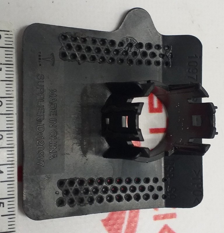 1097486-00-A Soporte para sensores de aparcamiento (2AP) S9 Tesla modelo S REST